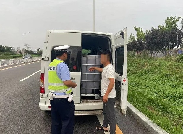7月份全市范圍內(nèi)面包車集中整治！