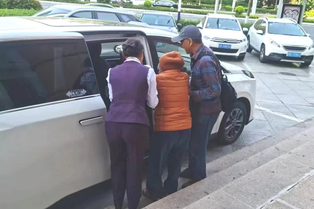 講三個(gè)誠心誠意的小故事2.jpg